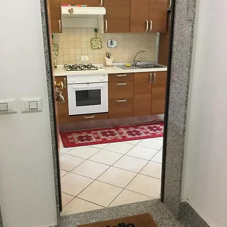 Il Posto Ideale - With Private Parking Apartment *